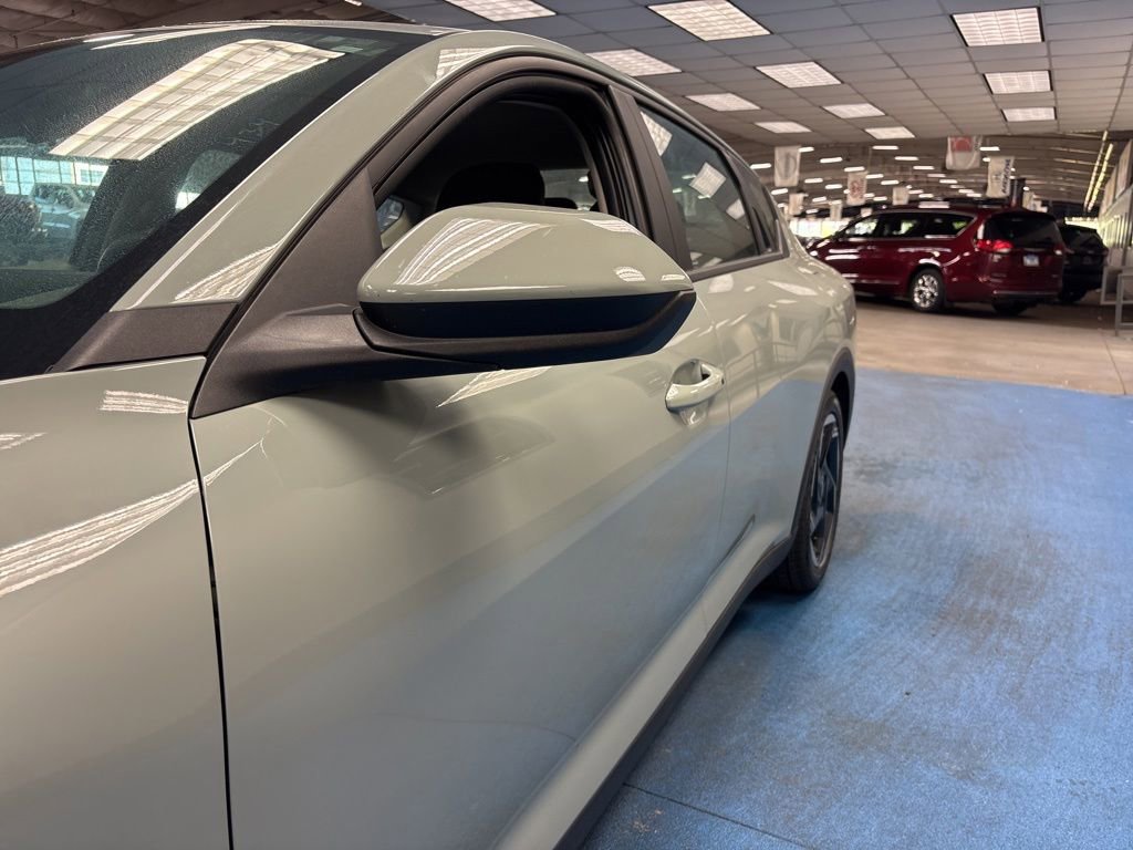 2025 Kia K4 EX - Photo 15