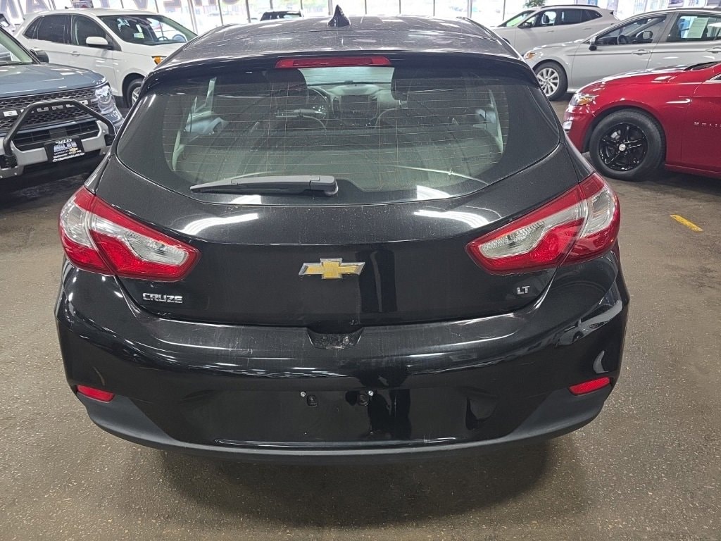 Used 2019 Chevrolet Cruze LT Hatchback