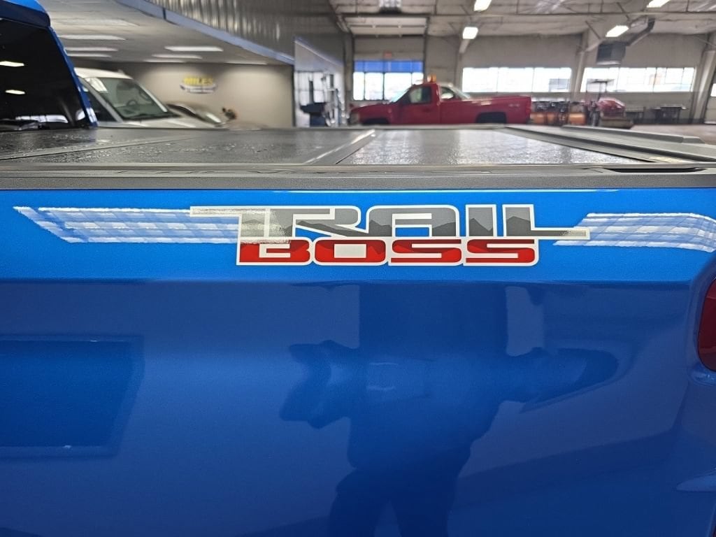 2023 Chevrolet Silverado 1500 Custom - Photo 11