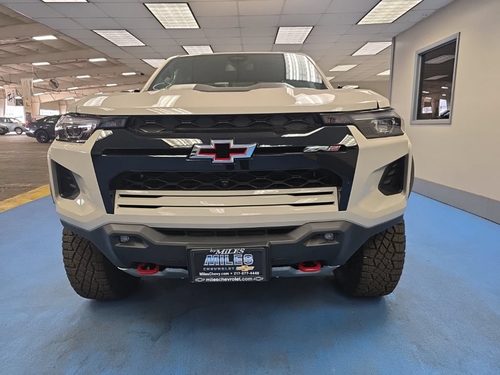 2026 Chevrolet Colorado ZR2 - Photo 14