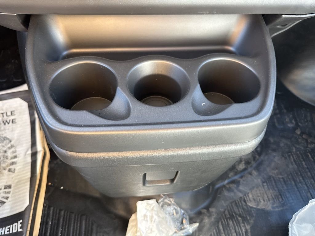 2025 Chevrolet Express Cargo Work Van - Photo 21