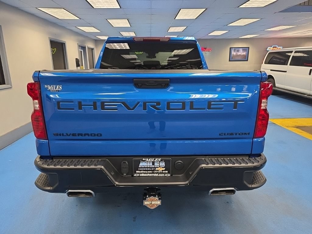 2023 Chevrolet Silverado 1500 Custom - Photo 9