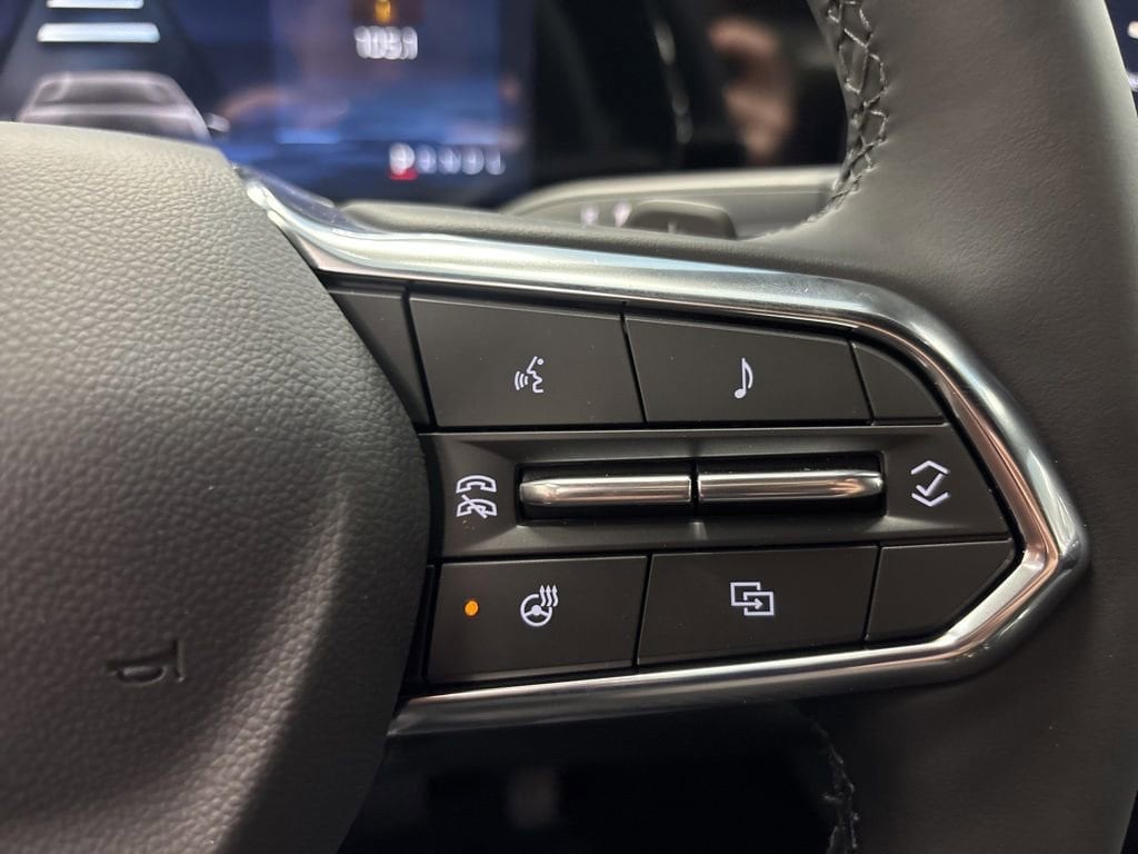 2026 Chevrolet Equinox LT - Photo 38