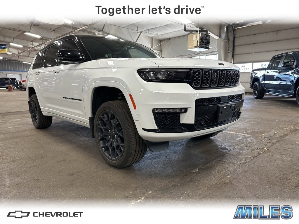 2023 Jeep Grand Cherokee L Summit Reserve's photo