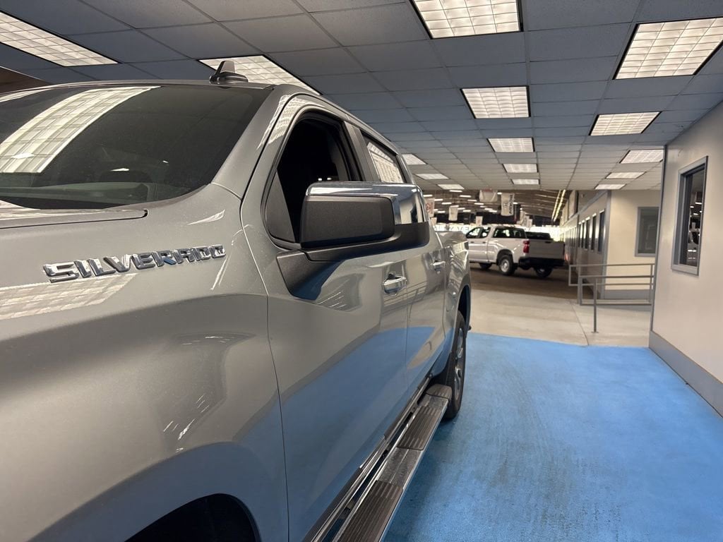 2026 Chevrolet Silverado 1500 LT - Photo 15