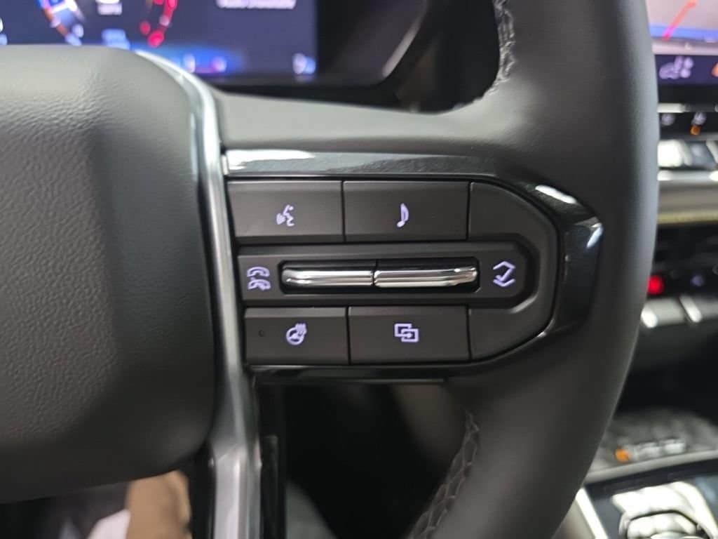 2026 Chevrolet Colorado ZR2 - Photo 23