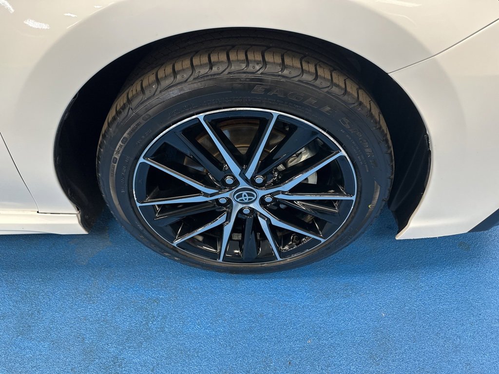 2024 Toyota Camry SE photo 3