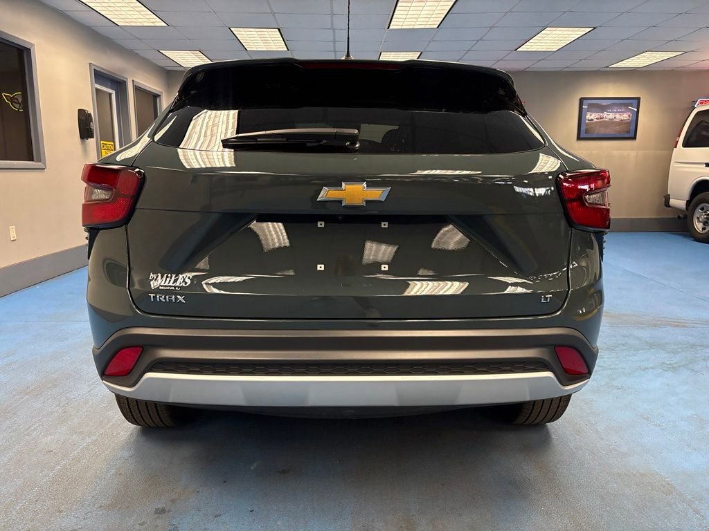 2025 Chevrolet Trax LT - Photo 7