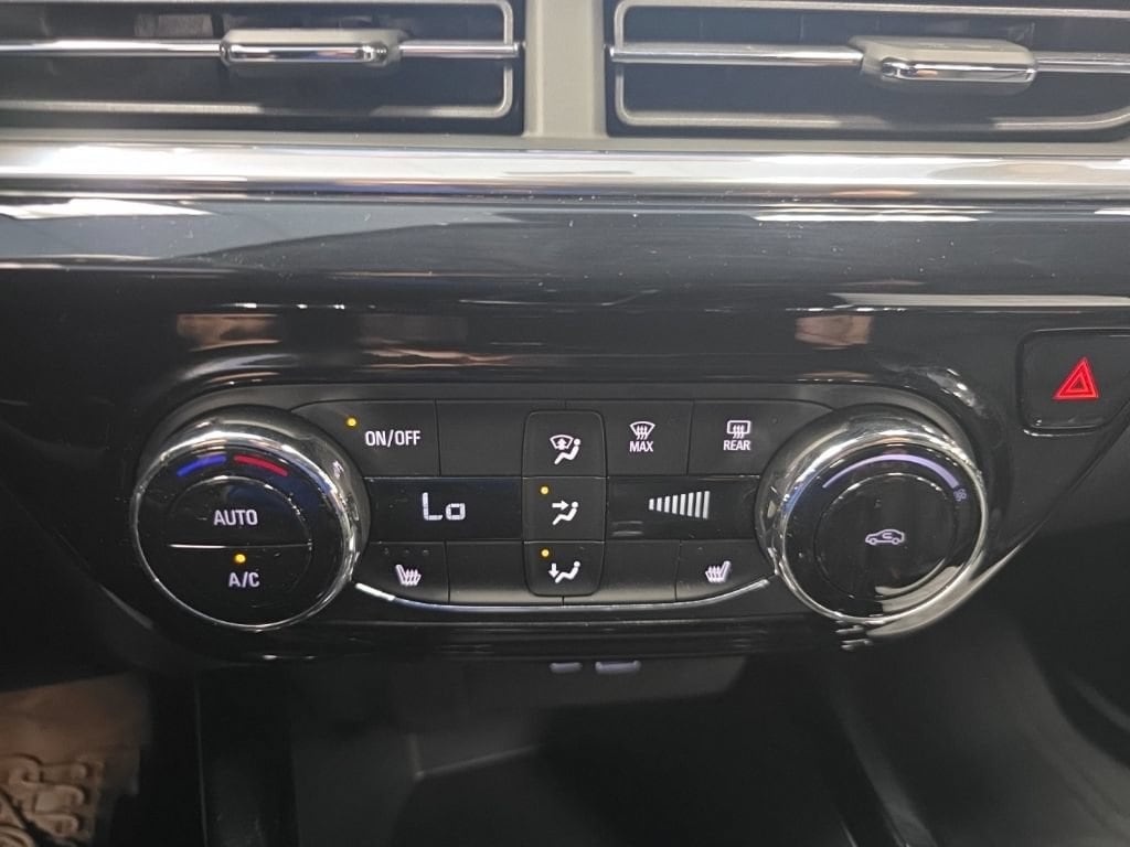 2025 Chevrolet Trax Activ - Photo 26