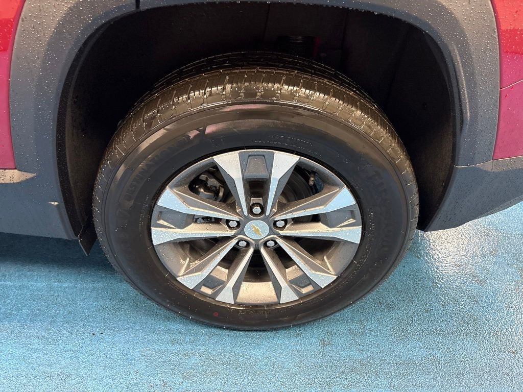 2026 Chevrolet Equinox LT - Photo 17