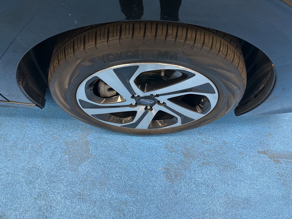 2022 Subaru Legacy Limited photo 3