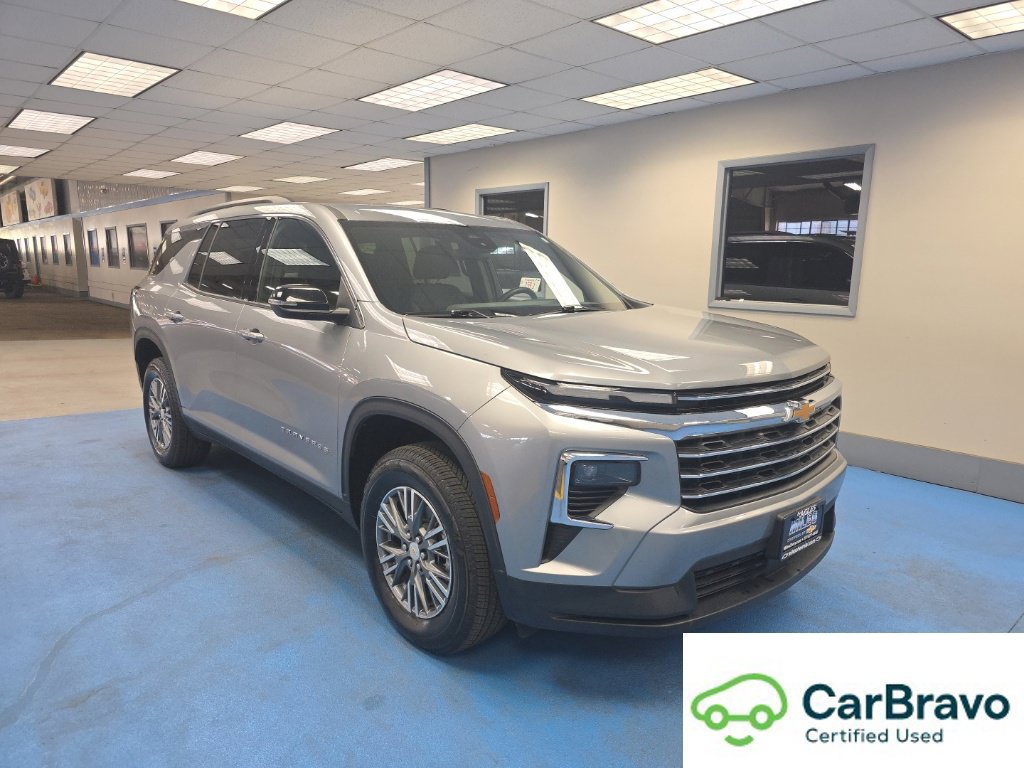 Sterling Gray Metallic 2026 Chevrolet Traverse SUV / Crossover Front-Wheel Drive Automatic