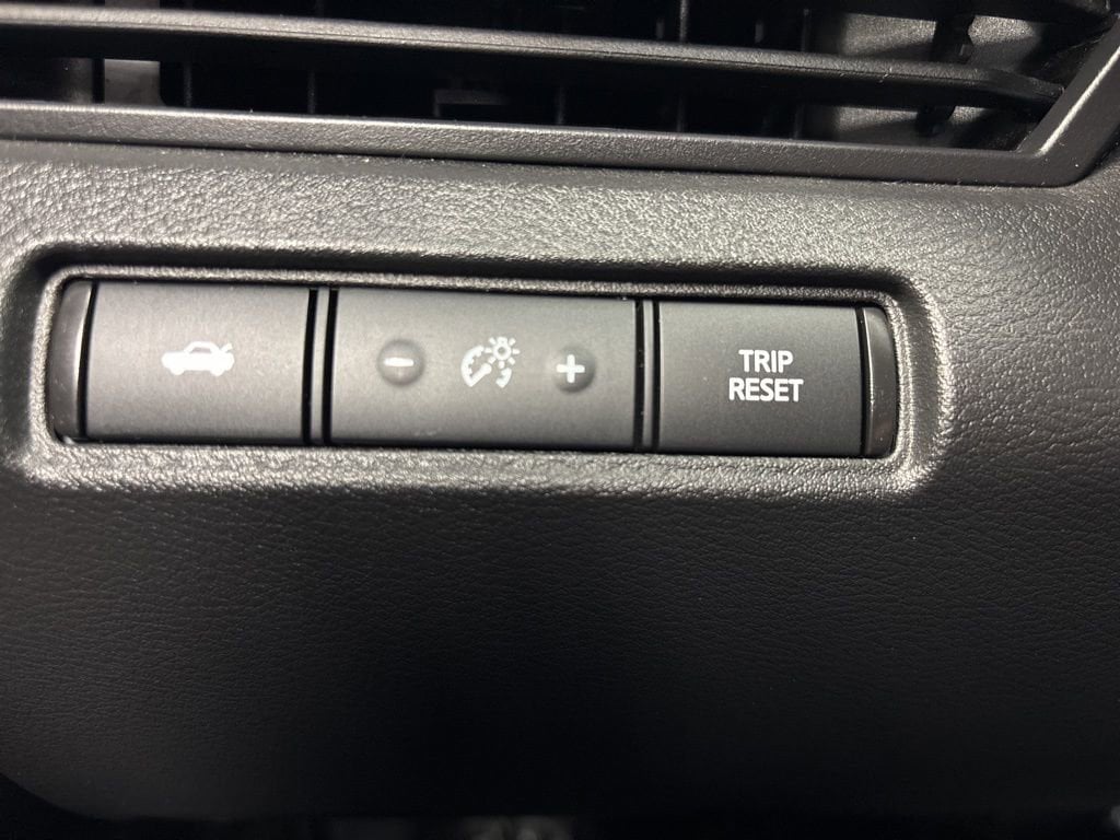 2024 Nissan Altima SV - Photo 24