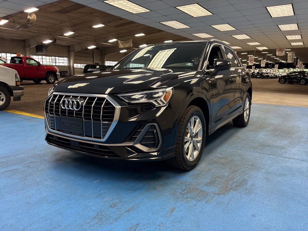2025 Audi Q3 S Line Premium - Photo 10