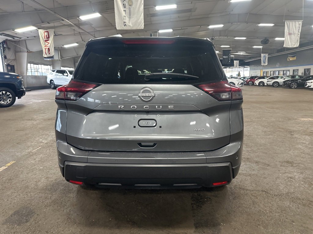 2024 Nissan Rogue S photo 3