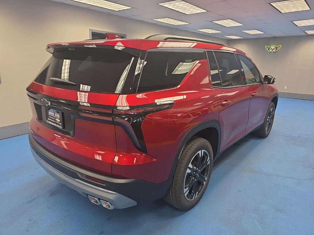 New 2027 Chevrolet Traverse LT SUV