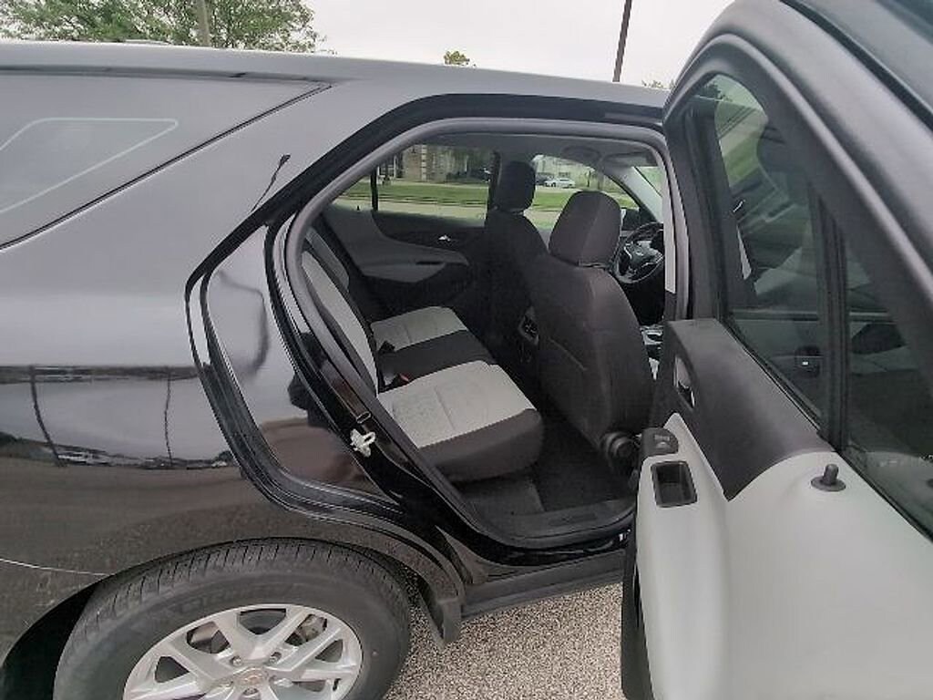 Used 2023 Chevrolet Equinox LS SUV