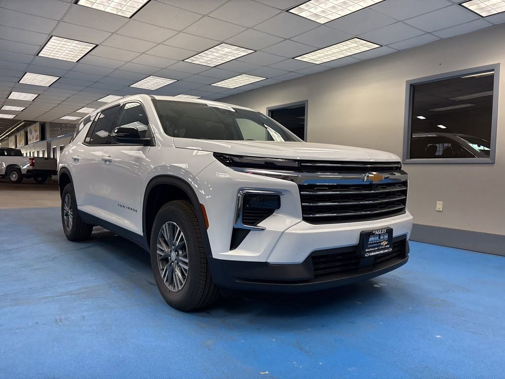 2026 Chevrolet Traverse FWD LT's photo