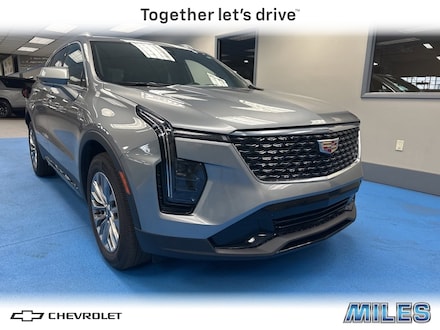 2024 CADILLAC XT4 Premium Luxury SUV