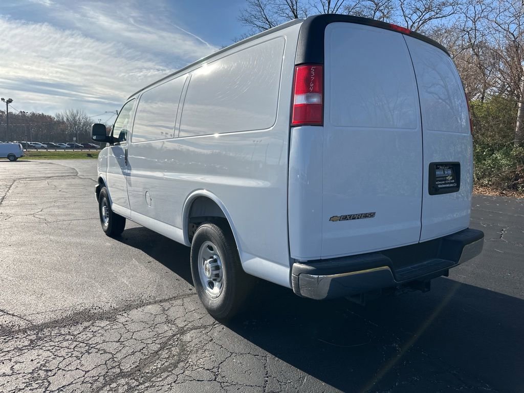 2025 Chevrolet Express Cargo Work Van - Photo 9