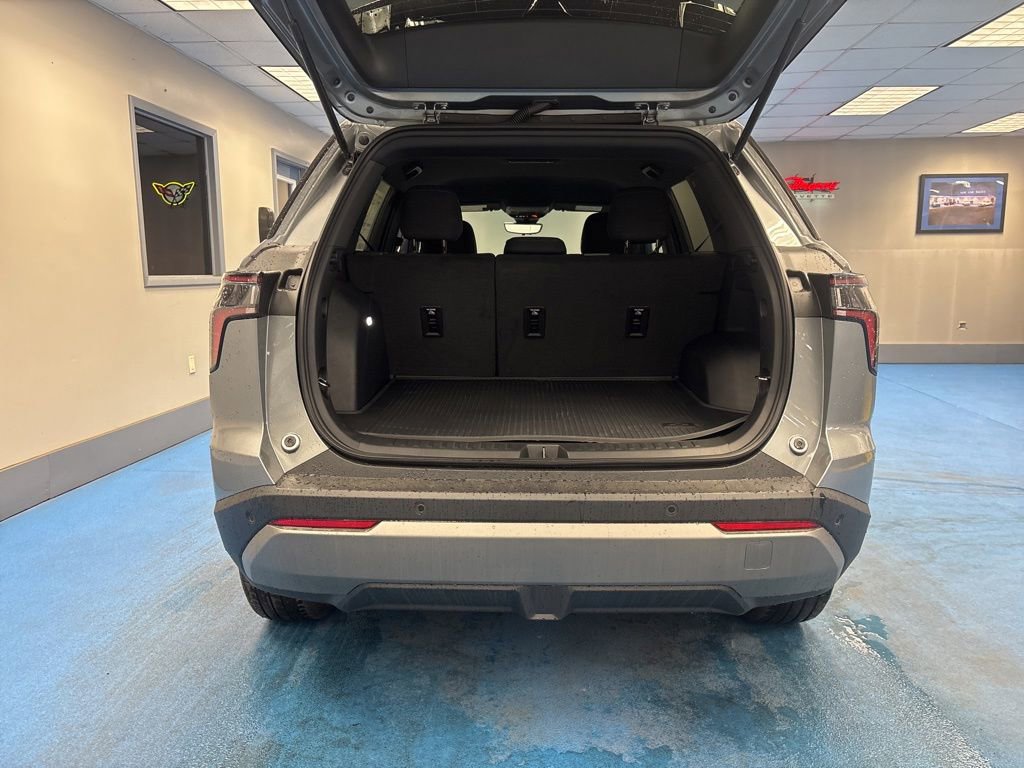 2026 Chevrolet Equinox LT - Photo 8