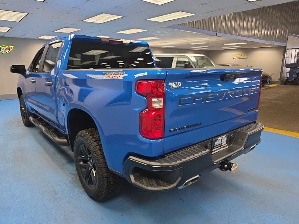 2023 Chevrolet Silverado 1500 Custom - Photo 10