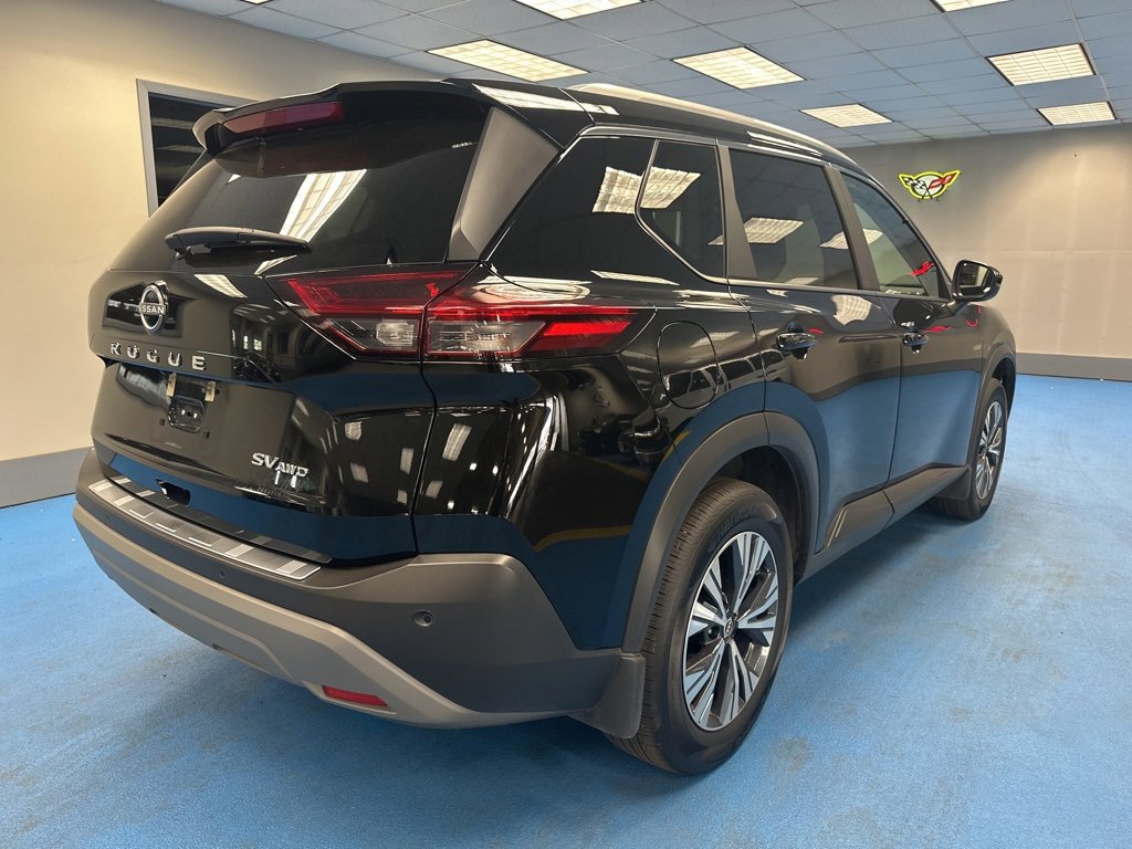 2023 Nissan Rogue SV photo 2