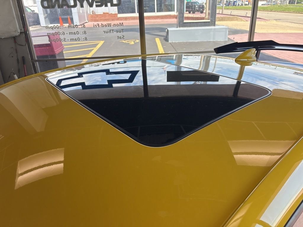 2017 Chevrolet Camaro 2SS - Photo 9