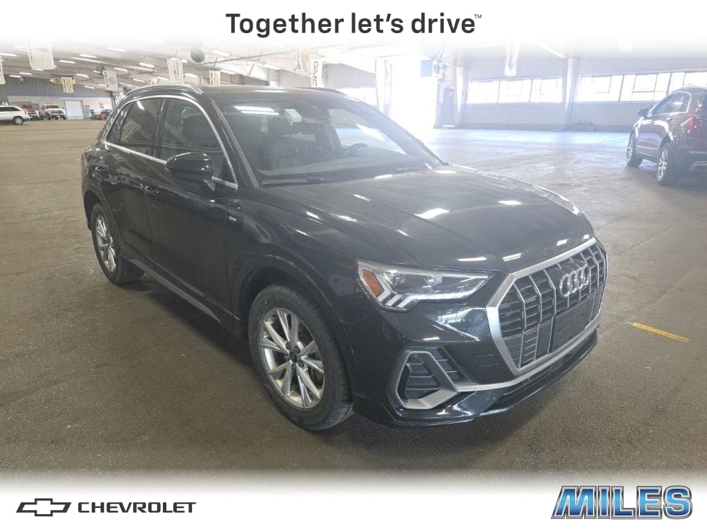 2025 Audi Q3 45 TFSI S Line Premium quattro's photo