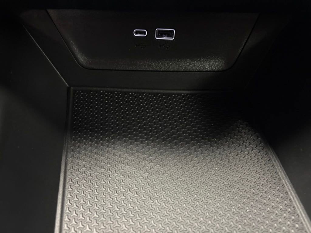 2026 Chevrolet Equinox LT - Photo 32
