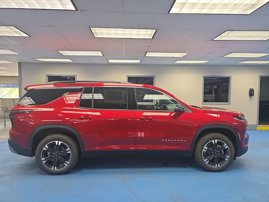 New 2027 Chevrolet Traverse LT SUV
