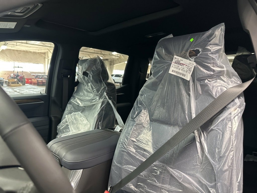 New 2026 Chevrolet Silverado 1500 High Country Truck Crew Cab