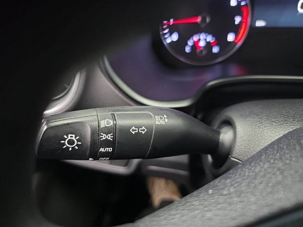 2024 Kia Forte LXS - Photo 28