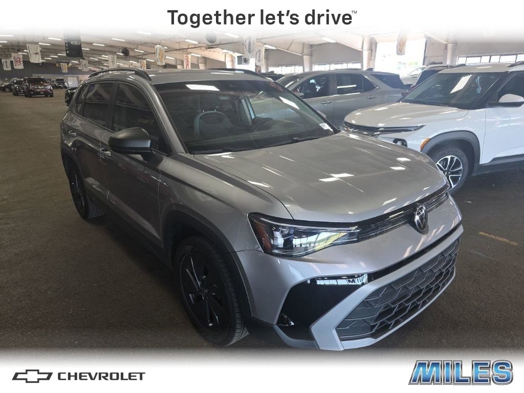 2025 Volkswagen Taos 1.5T S's photo