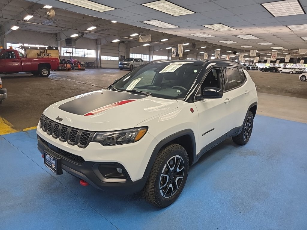 2025 Jeep Compass Trailhawk - Photo 7