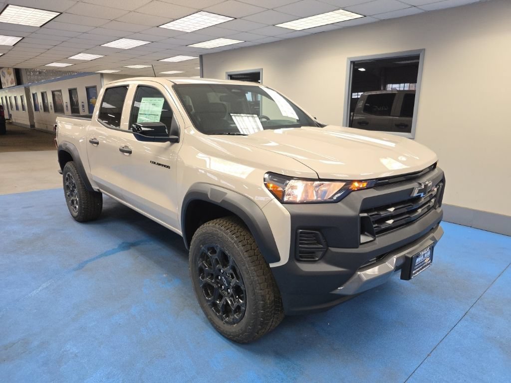 White Sands 2026 Chevrolet Colorado Pickup Truck Four-Wheel Drive Automatic