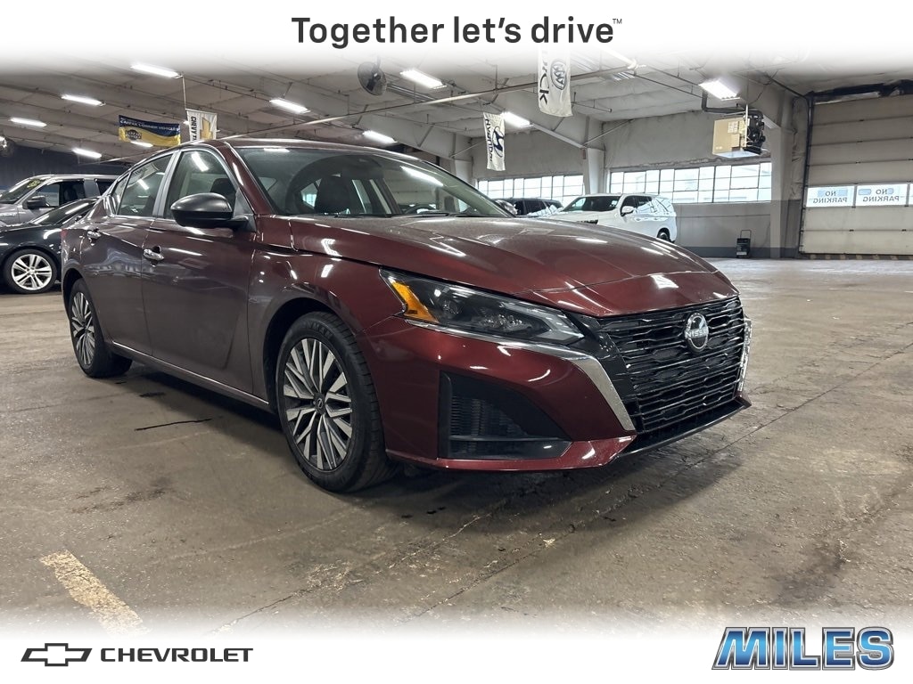 2024 Nissan Altima SV