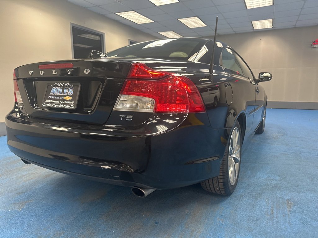 Used 2012 Volvo C70 T5 with VIN YV1672MC1CJ131016 for sale in Decatur, IL