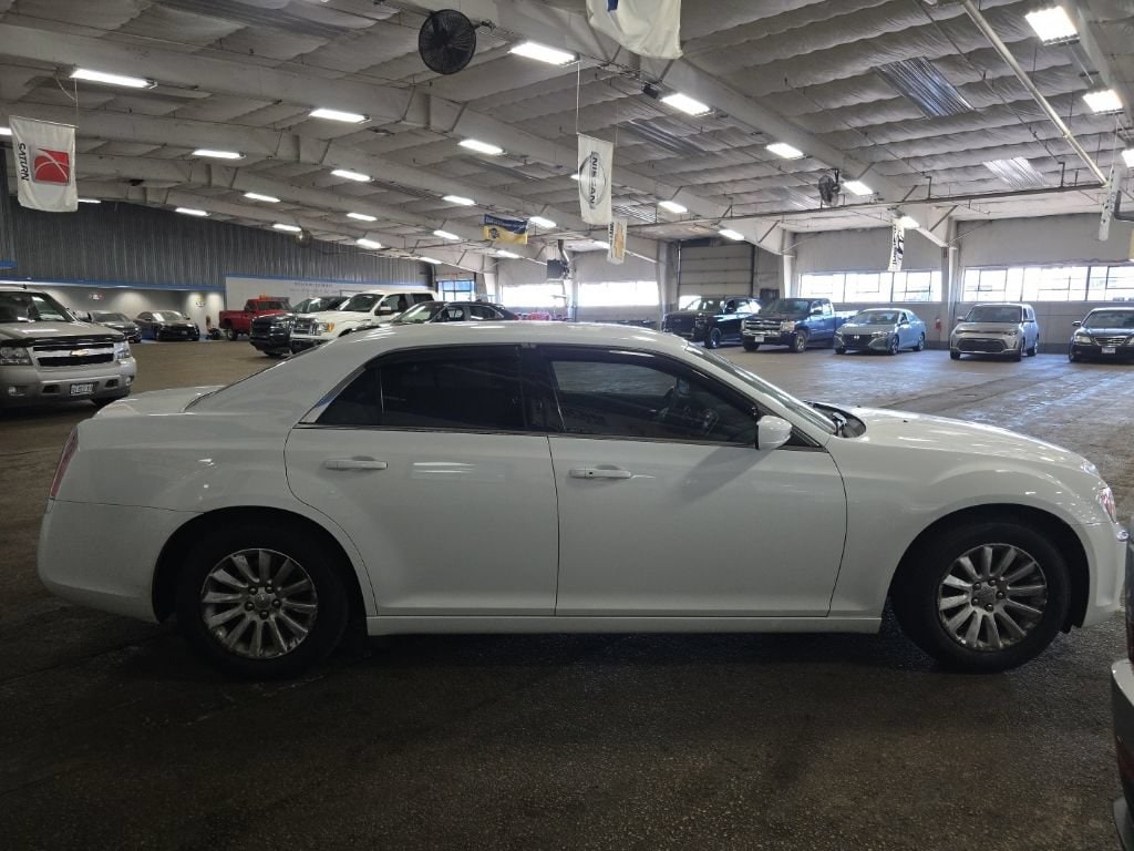 Used 2014 Chrysler 300 Base with VIN 2C3CCAAG4EH175509 for sale in Decatur, IL