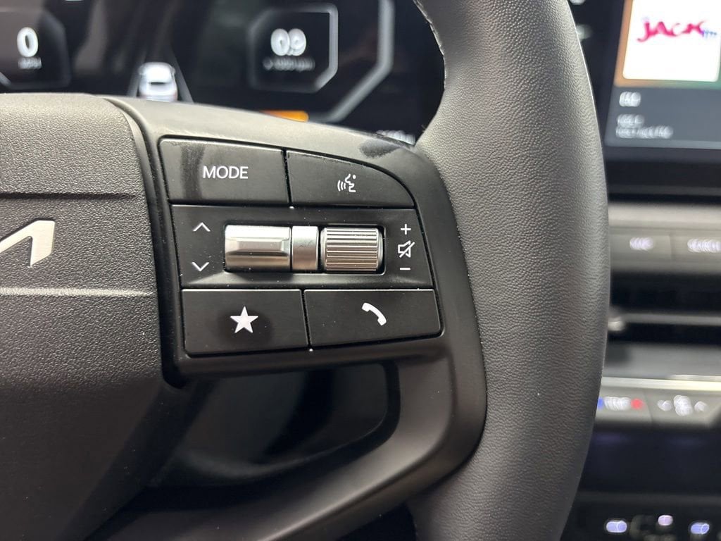 2025 Kia K4 EX - Photo 34