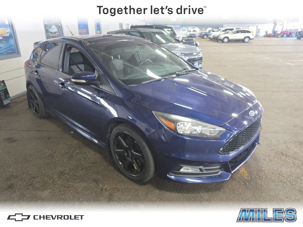  2017 Ford Focus ST   