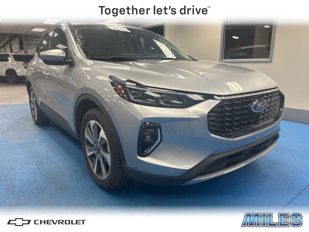 2023 Ford Escape Platinum