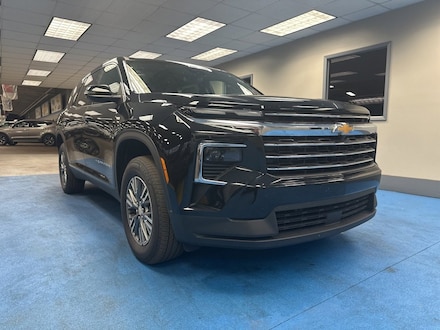 2025 Chevrolet Traverse LT SUV