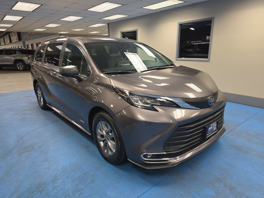 2021 Toyota Sienna