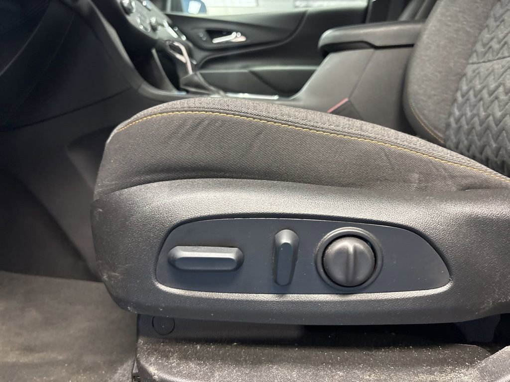 2024 Chevrolet Equinox LT - Photo 19