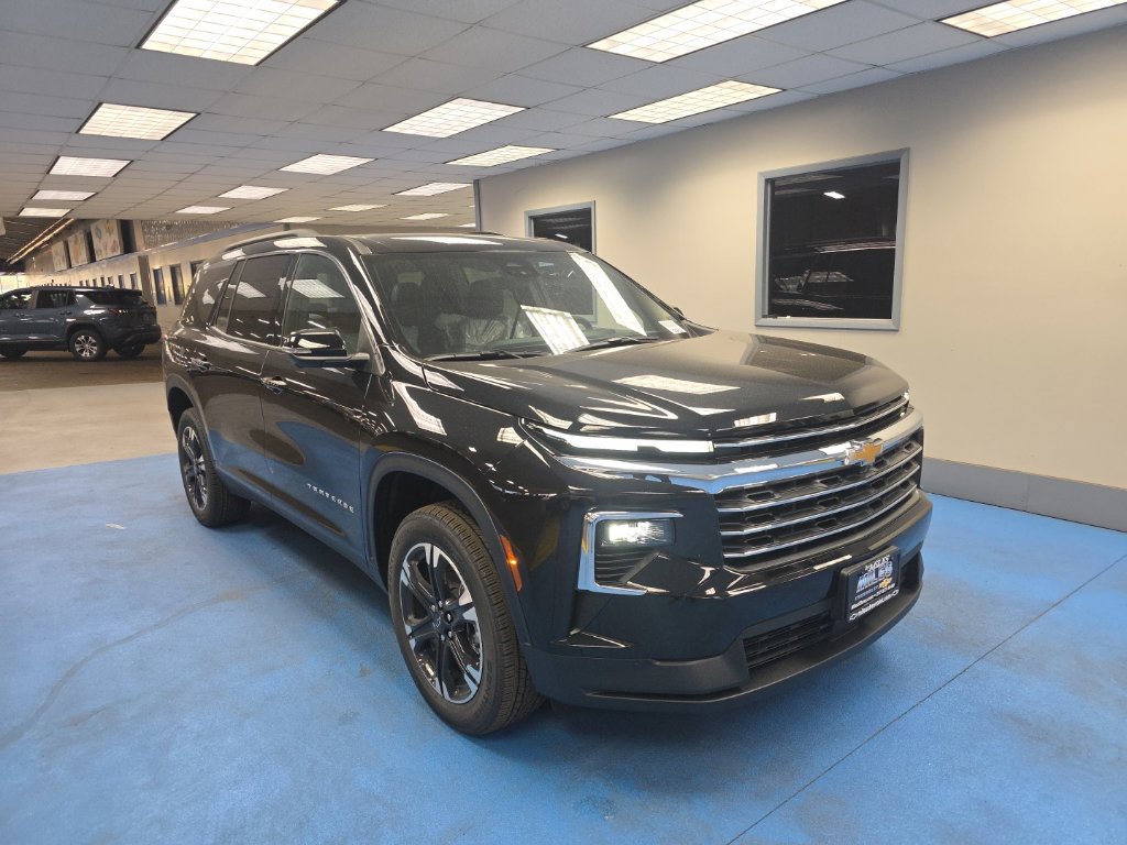 2027 Chevrolet Traverse LT SUV
