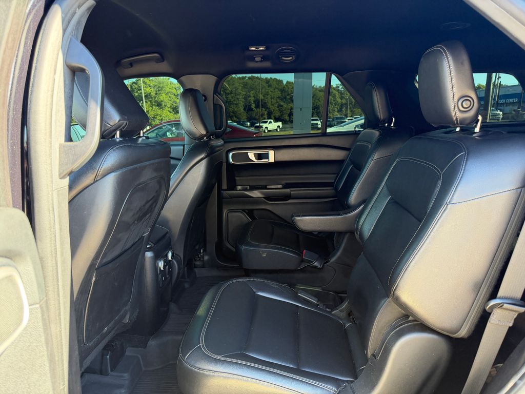 2020 Ford Explorer XLT - Photo 11