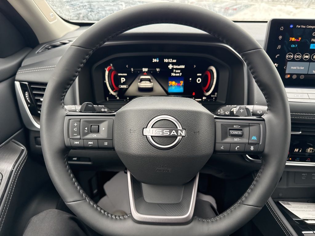2026 Nissan Rogue Platinum - Photo 15