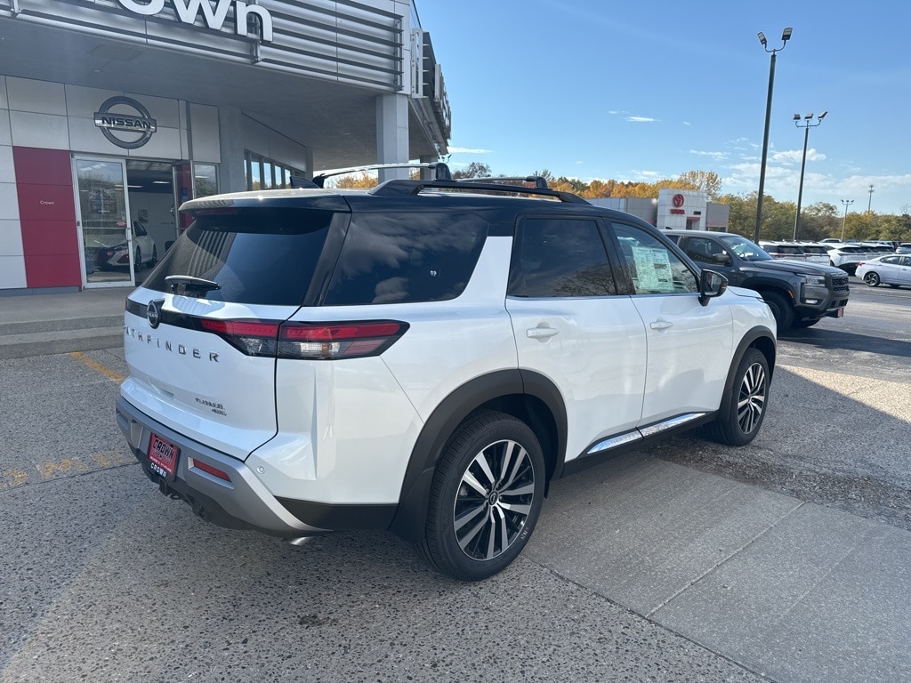 New 2025 Nissan Pathfinder Platinum SUV