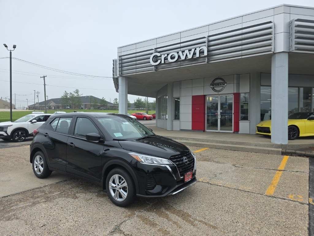 2025 Nissan Kicks Play S